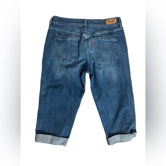 Levi's Blue Cropped Ankle Jeans with Rolled Cuffs - Picture 10 of 12